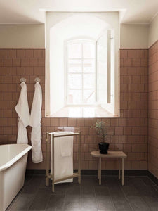 Remodelista Reconnaissance: A Petite Folding Towel Rack for the Bathside